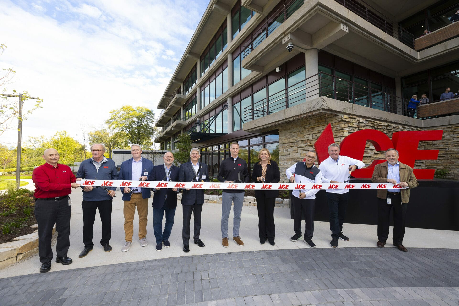 Skender Wraps Up Construction of Ace Hardware’s New HQ in Oak Brook, Illinois